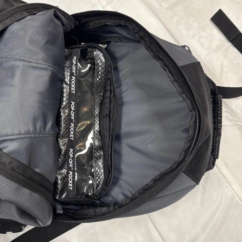 TAMRAC S.A.S PROFESSIONAL‎ CAMERA BACKPACK BLK/GRAY TRAVEL HIKING PADDED 21